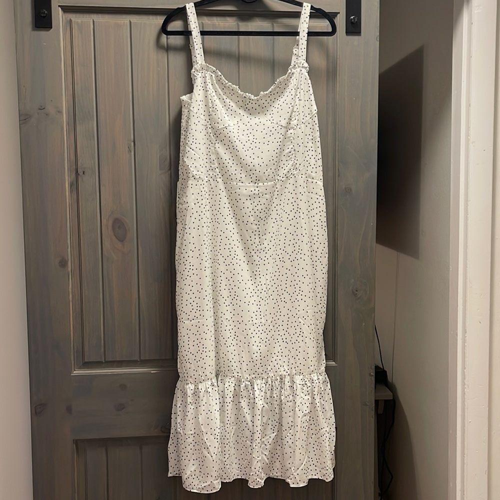 NWT Code x Mode Black and White Polka Dot Midi Dress